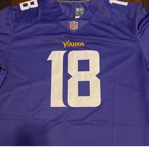 Justin Jefferson jersey this is a large not XL